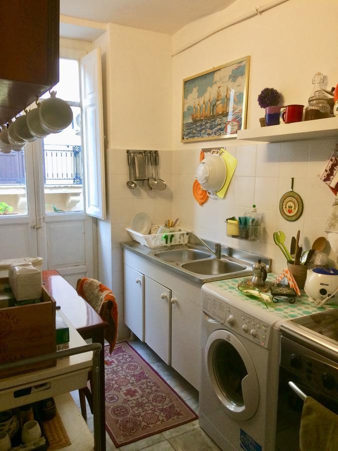 Deco Guest House Палермо Экстерьер фото